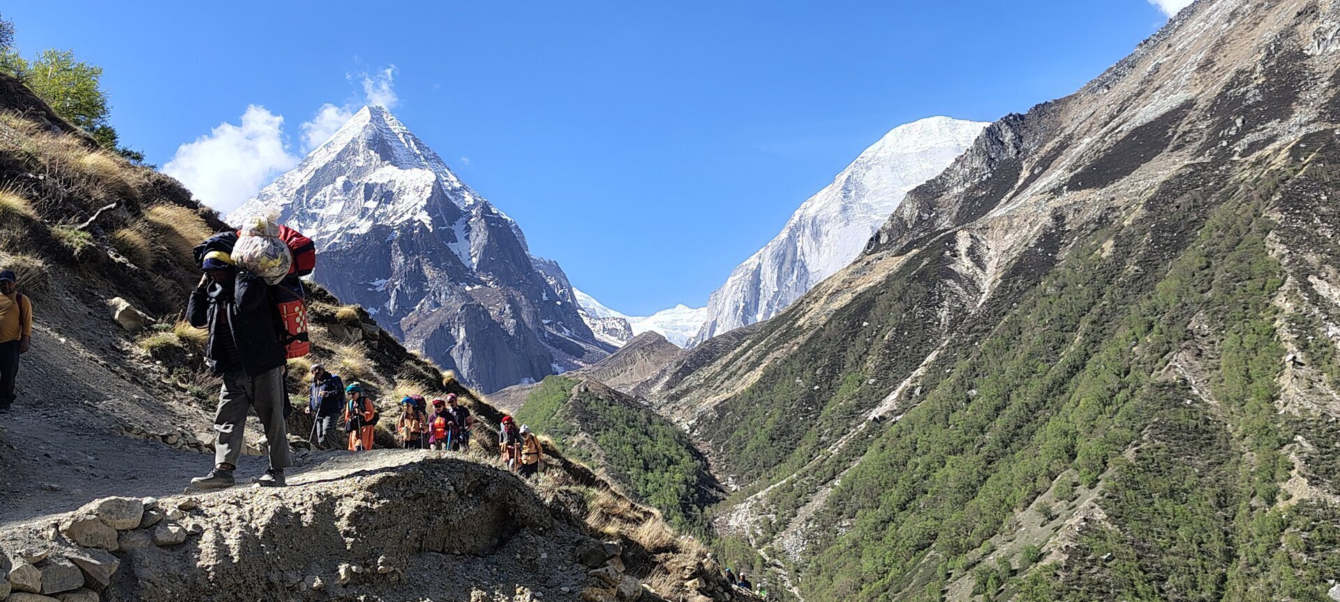 Mountain Manners - Responsible Trekking (LNT Principles & Best Practices)
